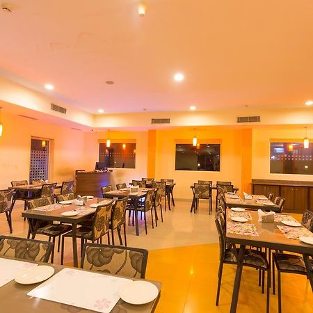 浦那金杰酒店 - 宾布里 Pimpri-Chinchwad 外观 照片