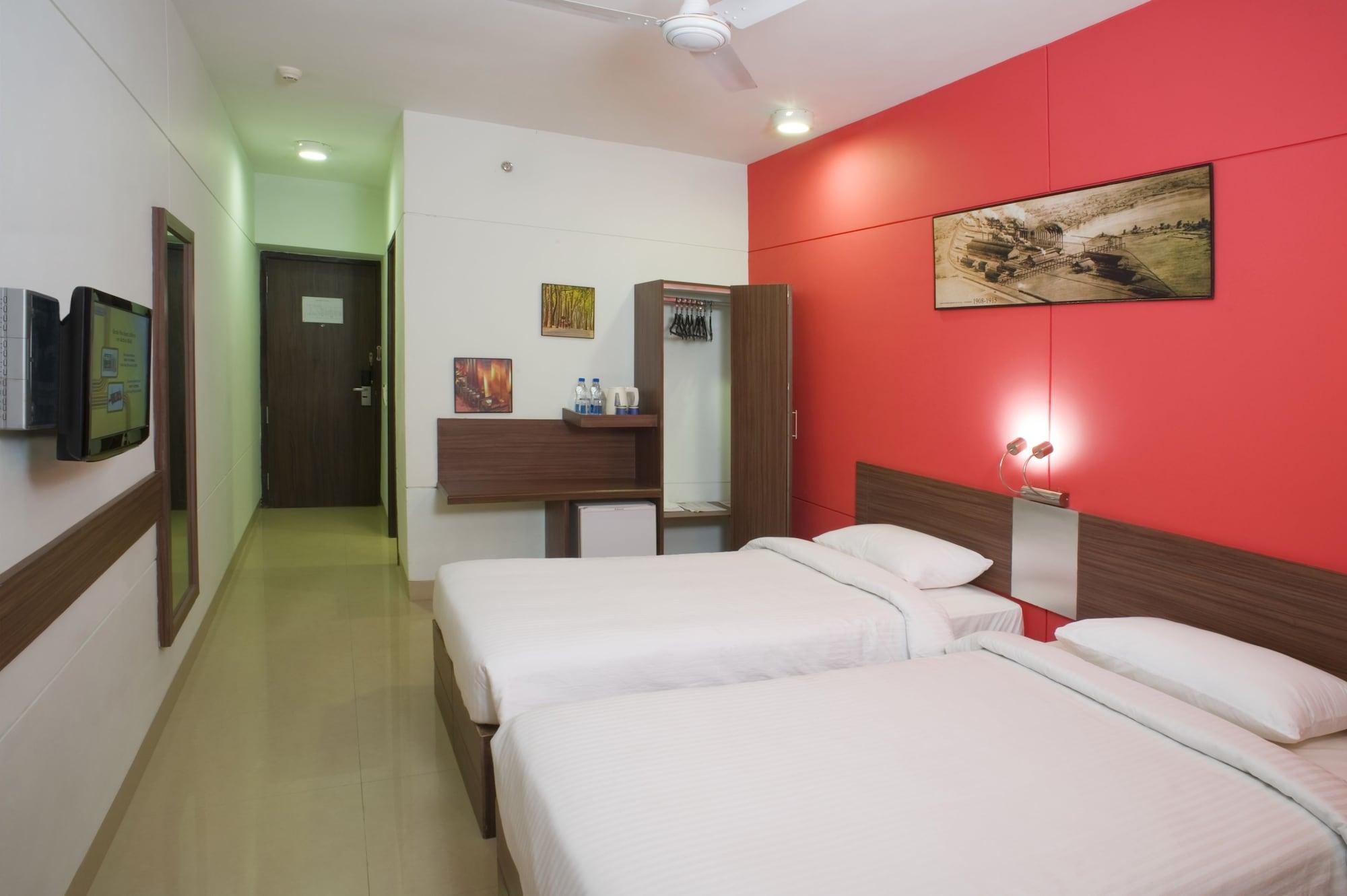 浦那金杰酒店 - 宾布里 Pimpri-Chinchwad 外观 照片